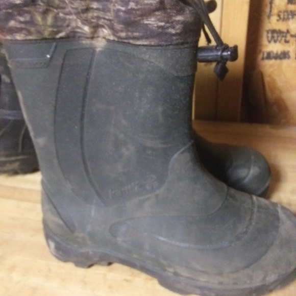 Size 2 Lamik water proof fleece lined boots - Picture 1 of 2
